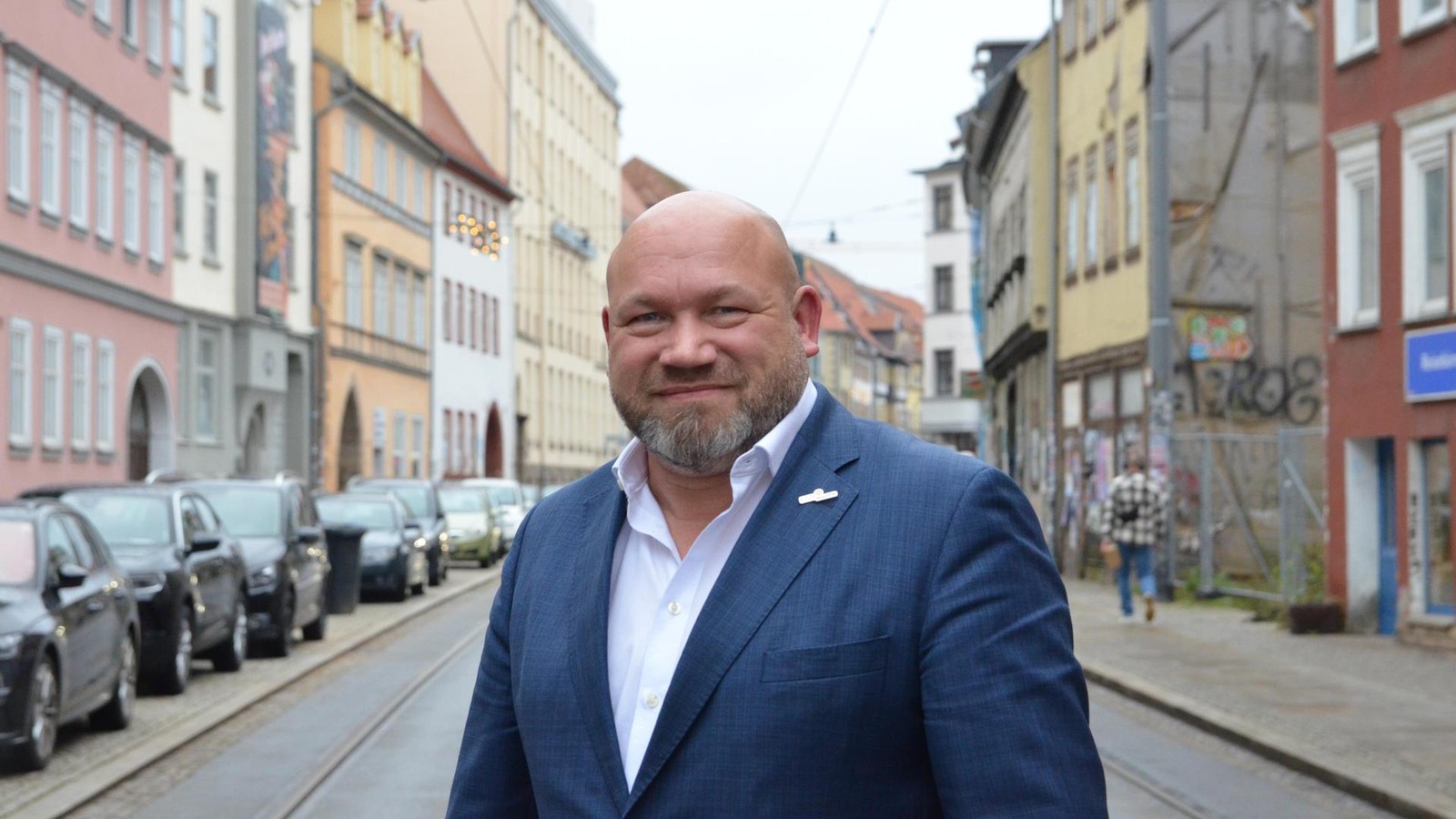 Torsten-Ha-ist-jetzt-Werder-Fan-und-bricht-alle-Zelte-in-Erfurt-ab