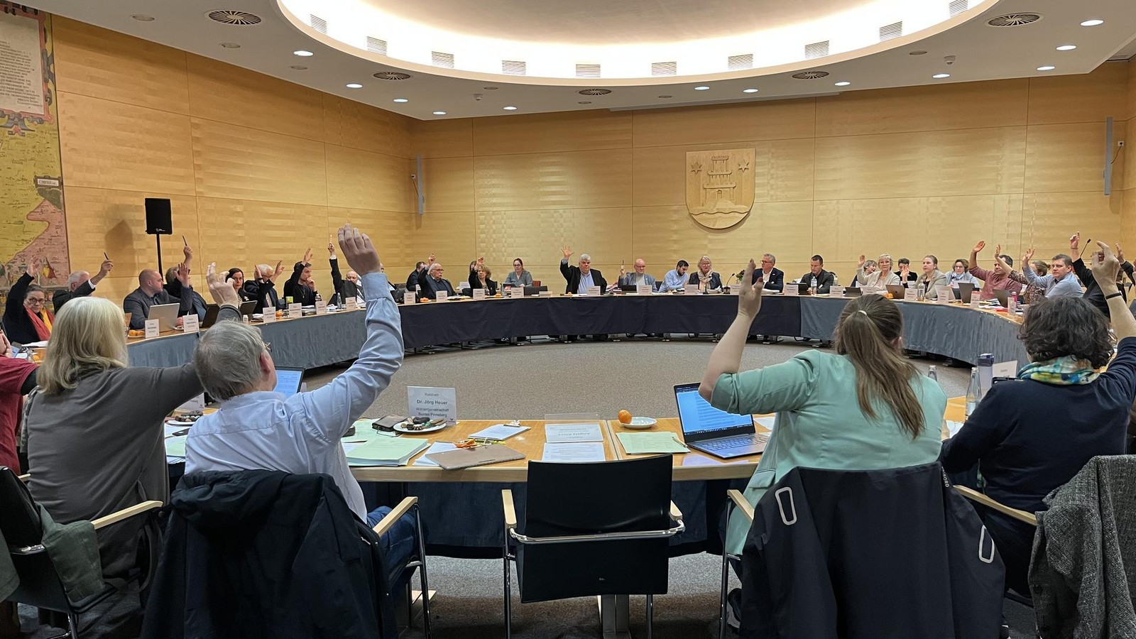 Dickes-Minus-von-12-Millionen-Euro-Warum-Pinneberg-jetzt-sparen-muss