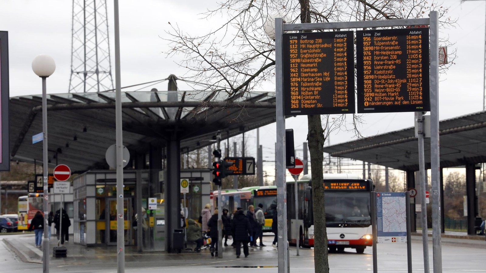 So-sieht-an-den-Weihnachtsfeiertagen-der-Fahrplan-der-Stoag-aus
