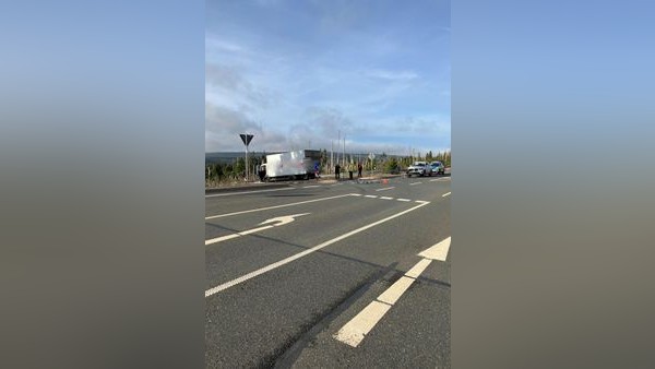 Harz: Lkw und Pkw kollidieren auf B4 - hoher Sachschaden