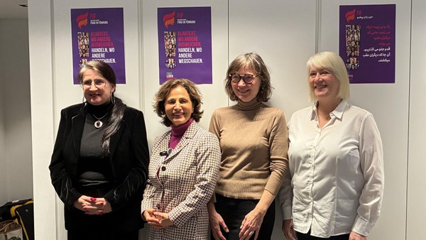 „Wir wollen an die Macht“: Frauenpartei stellt ihre Pläne vor