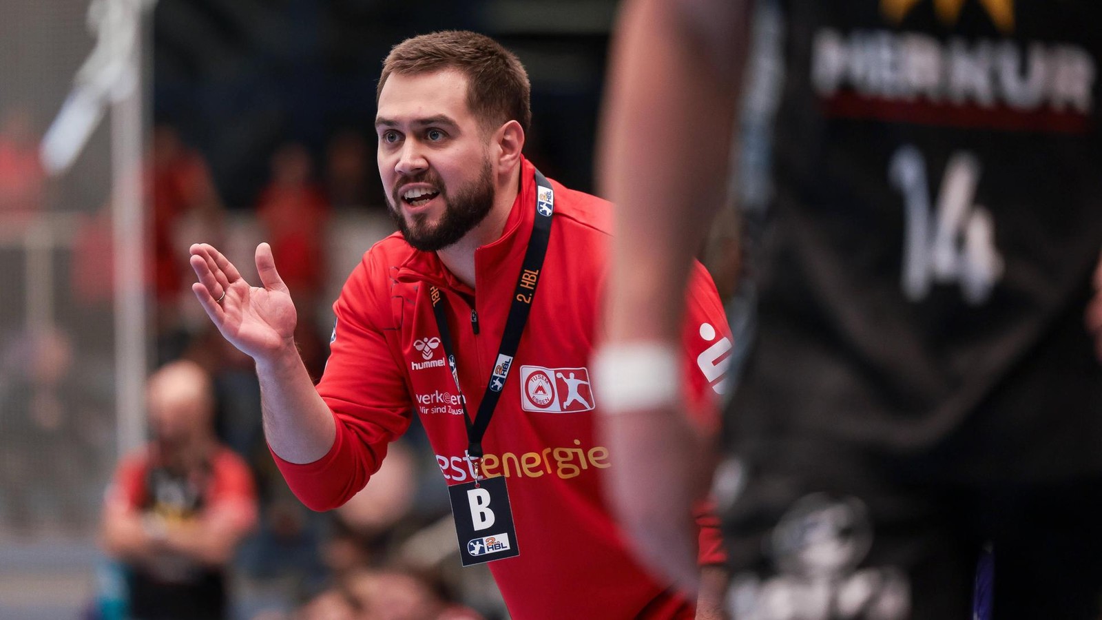 Endlich-Tusem-Essen-holt-nach-Krimi-unter-neuem-Trainer-Z-hlbares