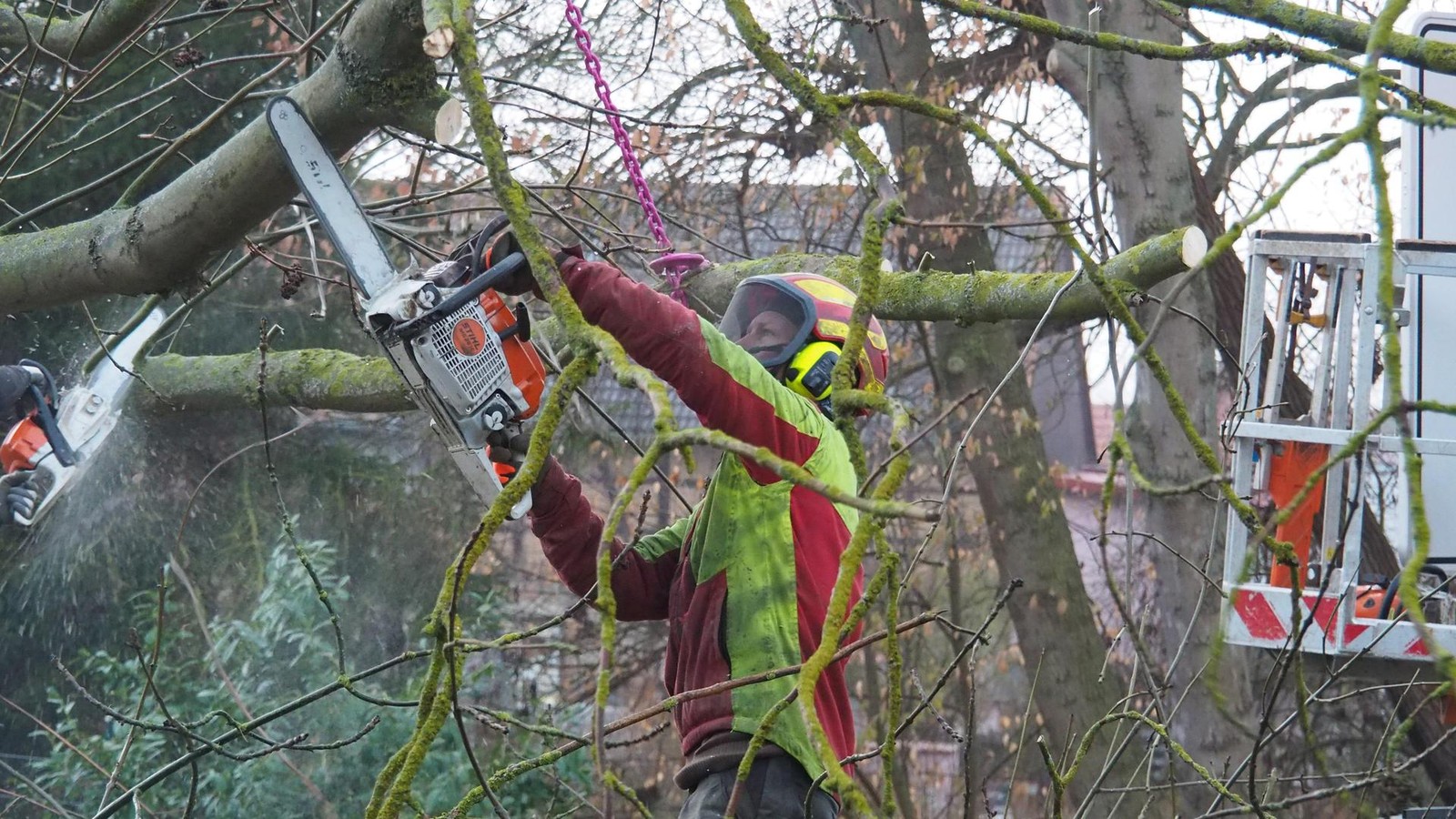 Neun-Stunden-kein-Durchkommen-Wichtige-Zufahrt-nach-Gotha-blockiert