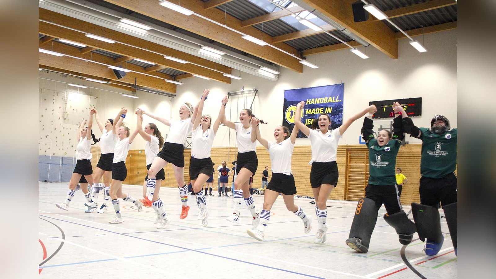 Historischer-Sieg-f-r-SSC-Jena-Warum-die-Partie-gegen-den-Primus-in-die-Chronik-eingeht