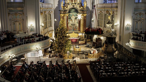 „Märchen im Michel“: Die schönsten Fotos aus der Hauptkirche St. Michaelis
