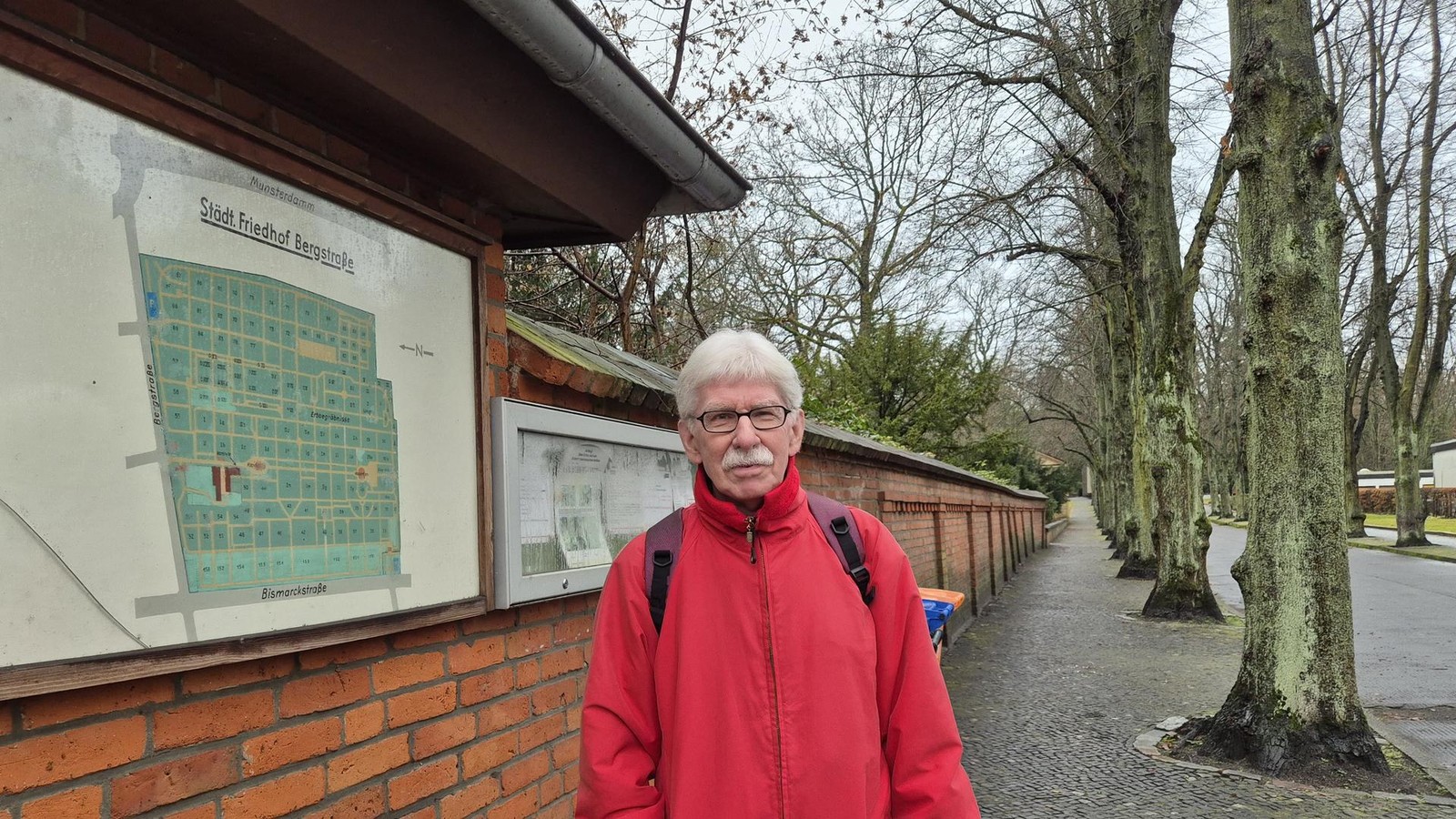 Was-den-Friedhof-an-der-Bergstra-e-in-Steglitz-so-besonders-macht