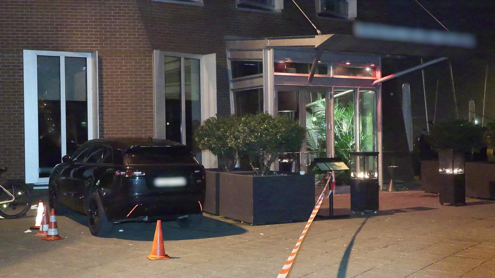 Sch-sse-im-D-sseldorfer-Medienhafen-Zwei-Schwerverletzte-Was-bisher-bekannt-ist