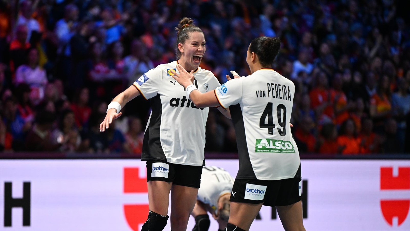 WM-Finale-live-Deutsche-Handballfrauen-greifen-gegen-Norwegen-nach-dem-Titel