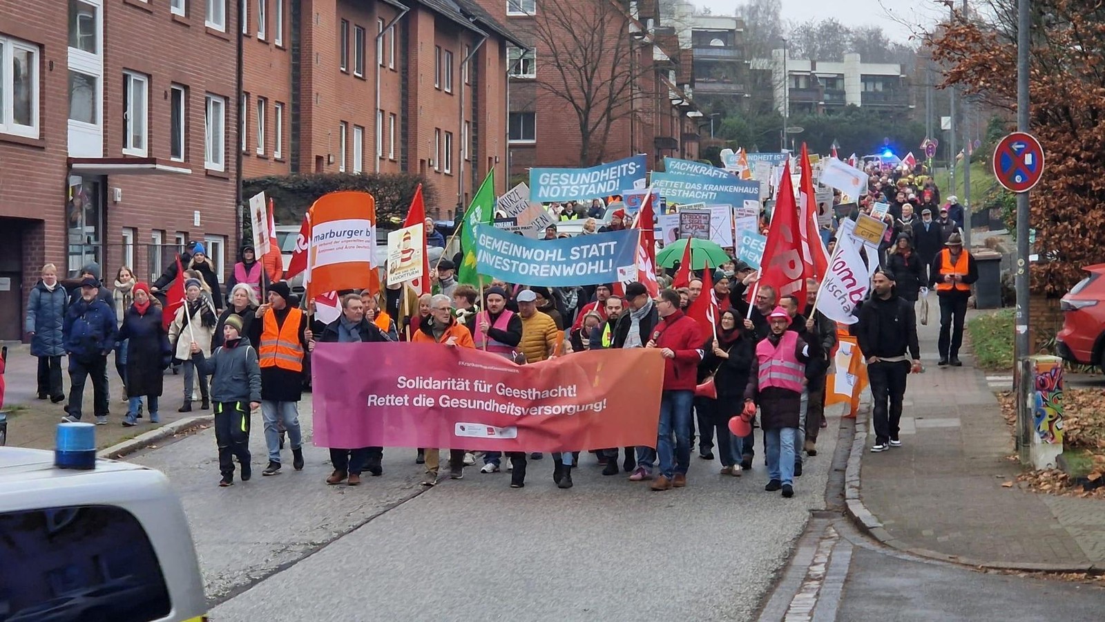 Krankenhaus-Geesthacht-1500-Menschen-demonstrieren-f-r-den-Erhalt