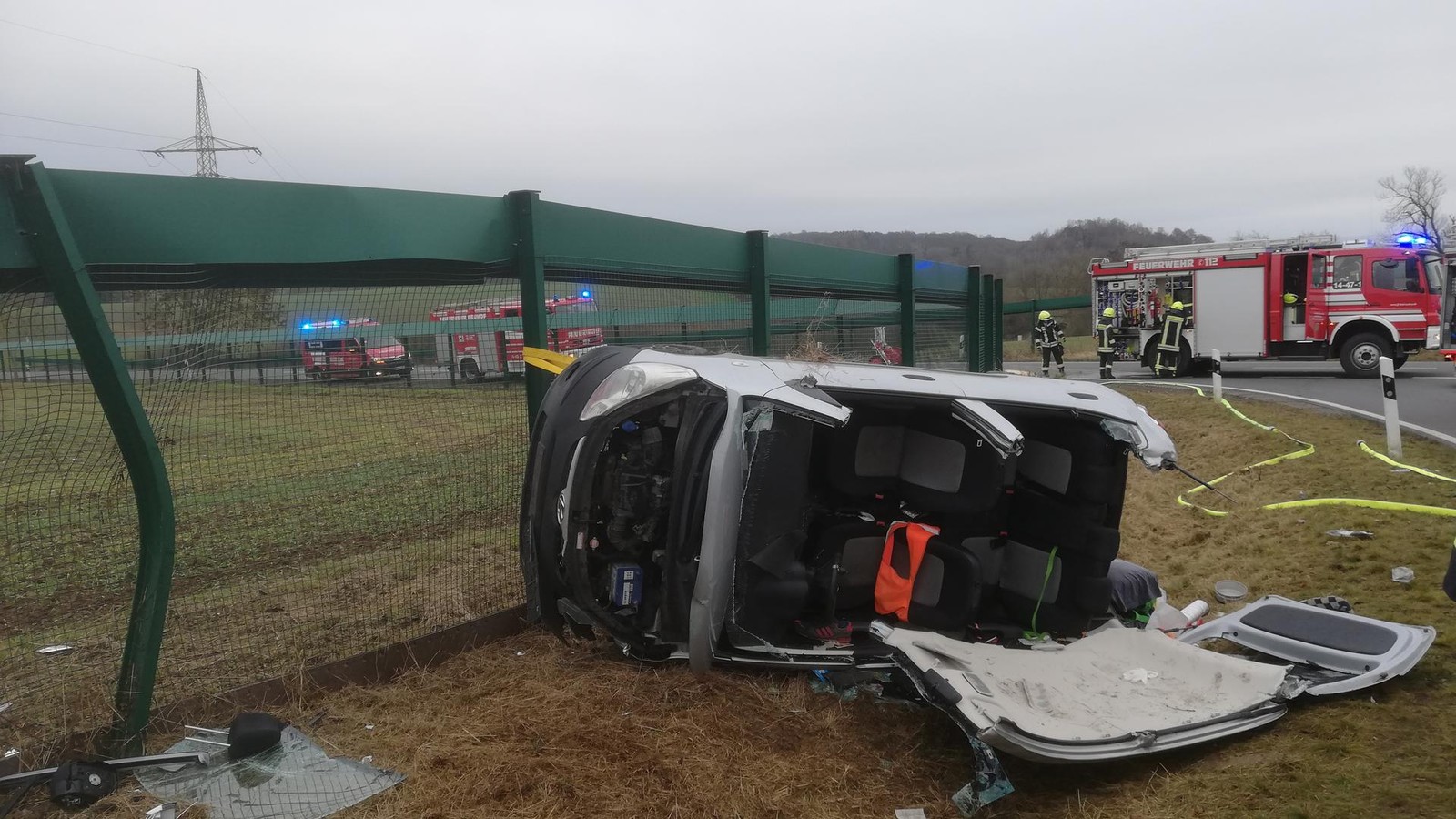 Hilfeleistung-und-Unf-lle-am-Freitag-Feuerwehren-im-S-dharz-im-Dauereinsatz