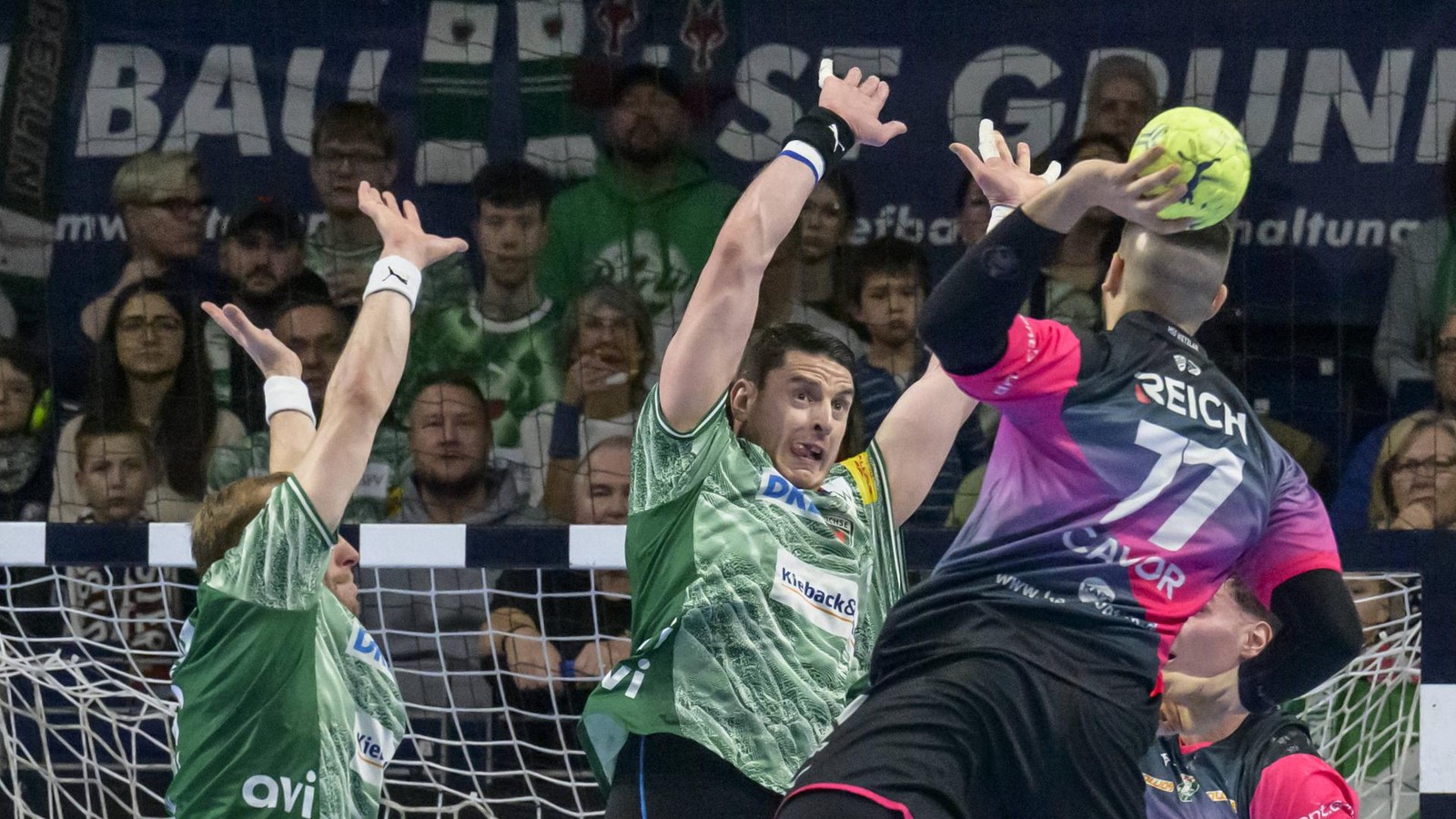 R-ckkehrer-im-Rhythmus-F-chse-schlagen-Wetzlar-und-sind-hei-auf-Kiel