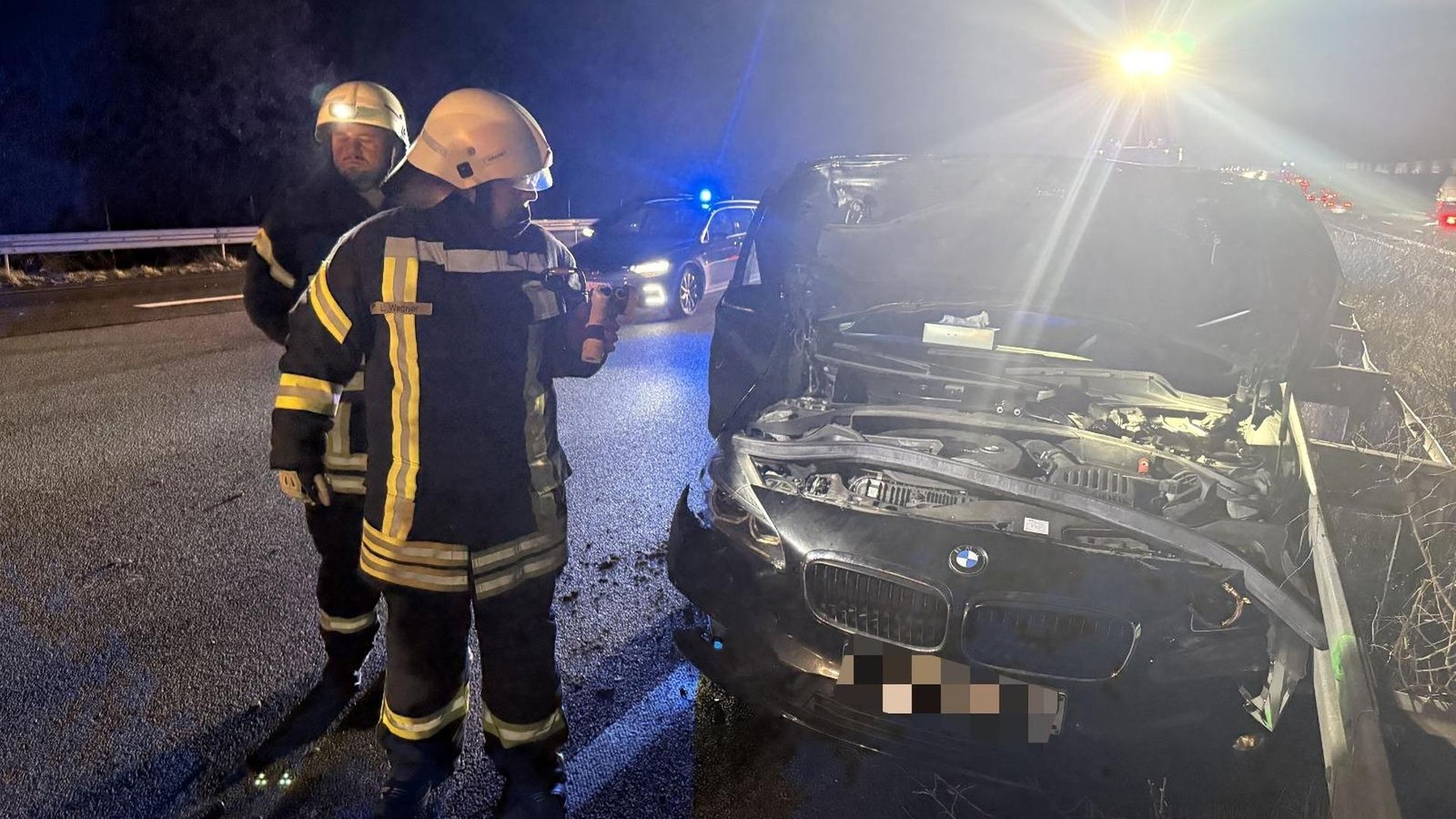 Mehrere-Eins-tze-auf-der-A2-im-Landkreis-Helmstedt-halten-Feuerwehr-in-Atem