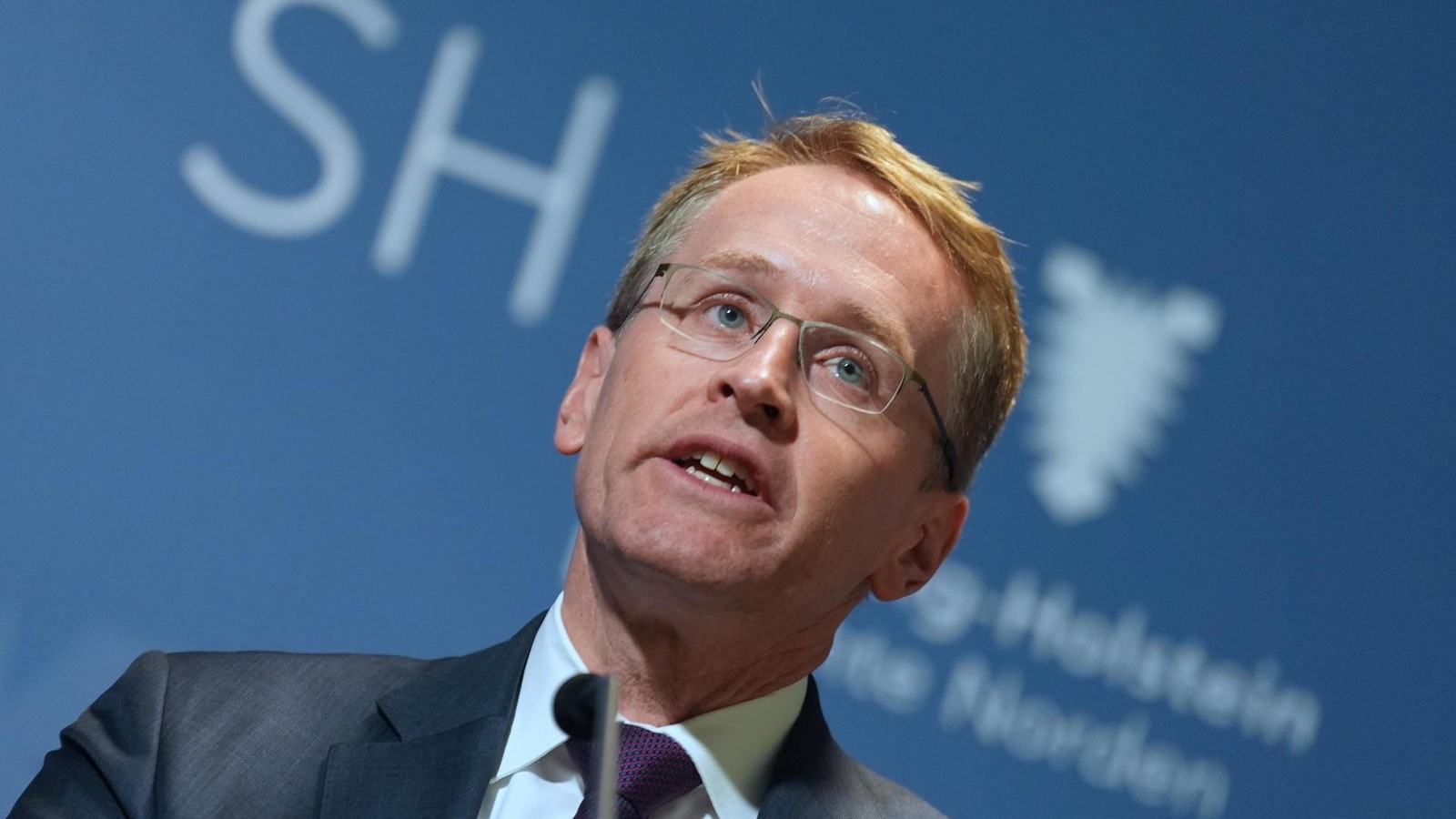 Social-Media-Verbot-Auch-deutsche-Politiker-fordern-striktere-Regeln