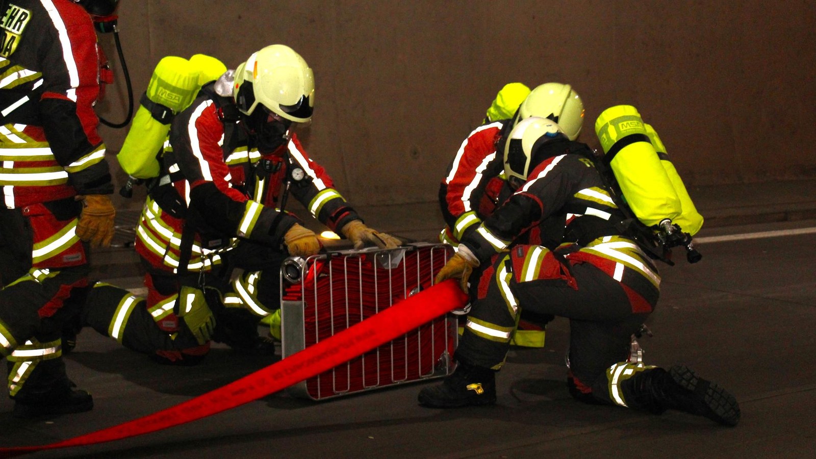 Th-ringen-baut-ersten-deutschen-bungstunnel-f-r-Feuerwehren