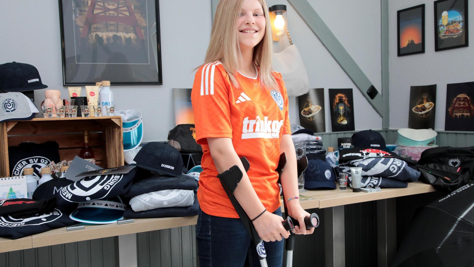 MSV-RWE-und-Aachen-F-r-krebskranke-Lea-12-halten-alle-Fans-zusammen