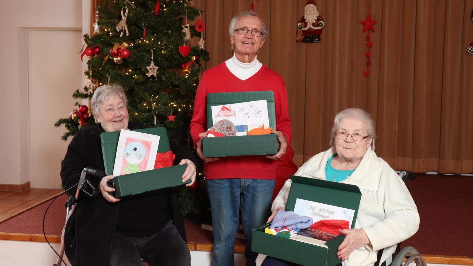 Weihnachtsfreude-f-r-Senioren-Was-f-r-eine-sch-ne-Aufmerksamkeit-