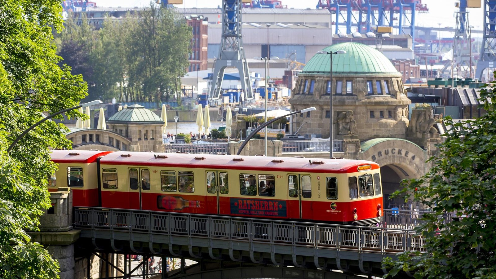 Nach-f-nf-Jahren-Stillstand-Partyzug-der-Hochbahn-soll-wieder-rollen