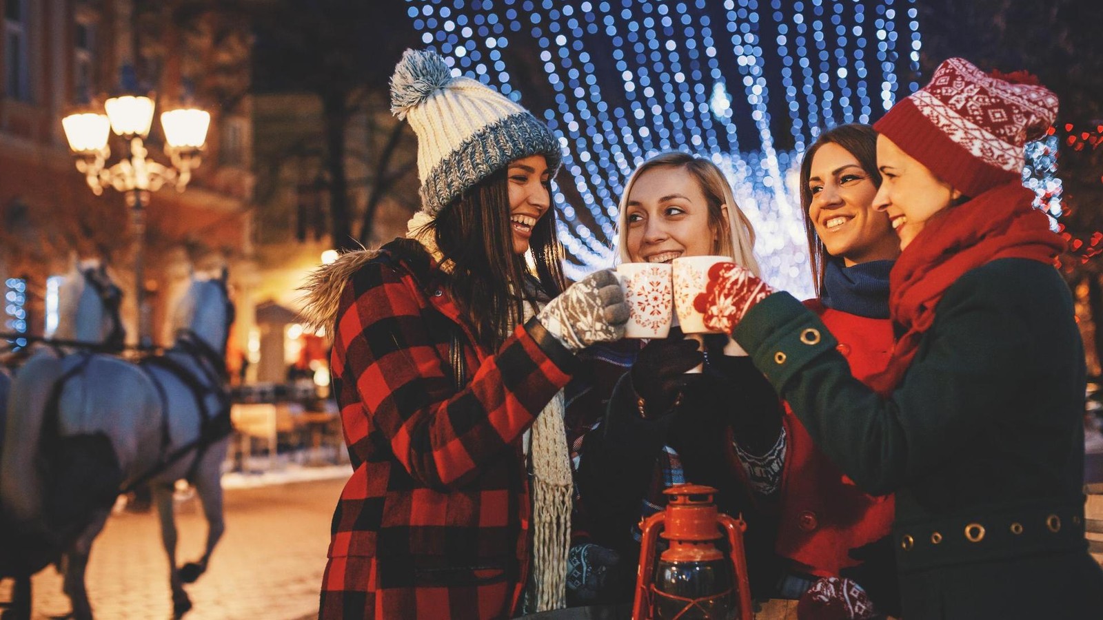 Gl-hwein-auf-dem-Weihnachtsmarkt-Warum-er-schnell-betrunken-macht