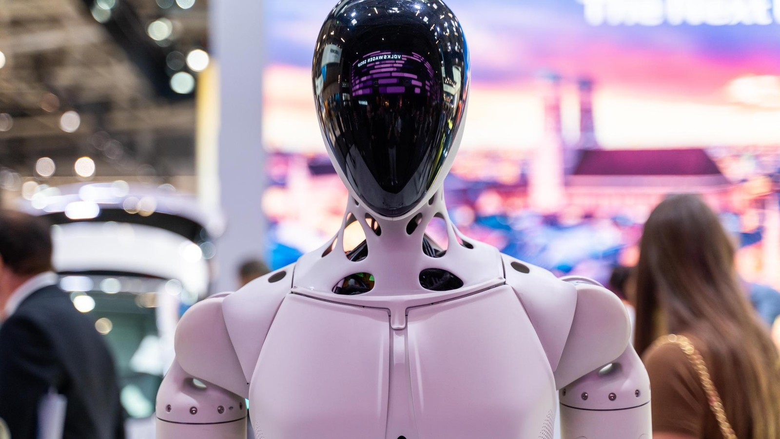 Sind-Roboter-die-Zukunft-Studie-gro-es-Potenzial-doch-die-Wirtschaft-z-gert