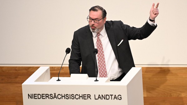 Niedersachsen will AfD aus wichtigem Kontrollgremium fernhalten