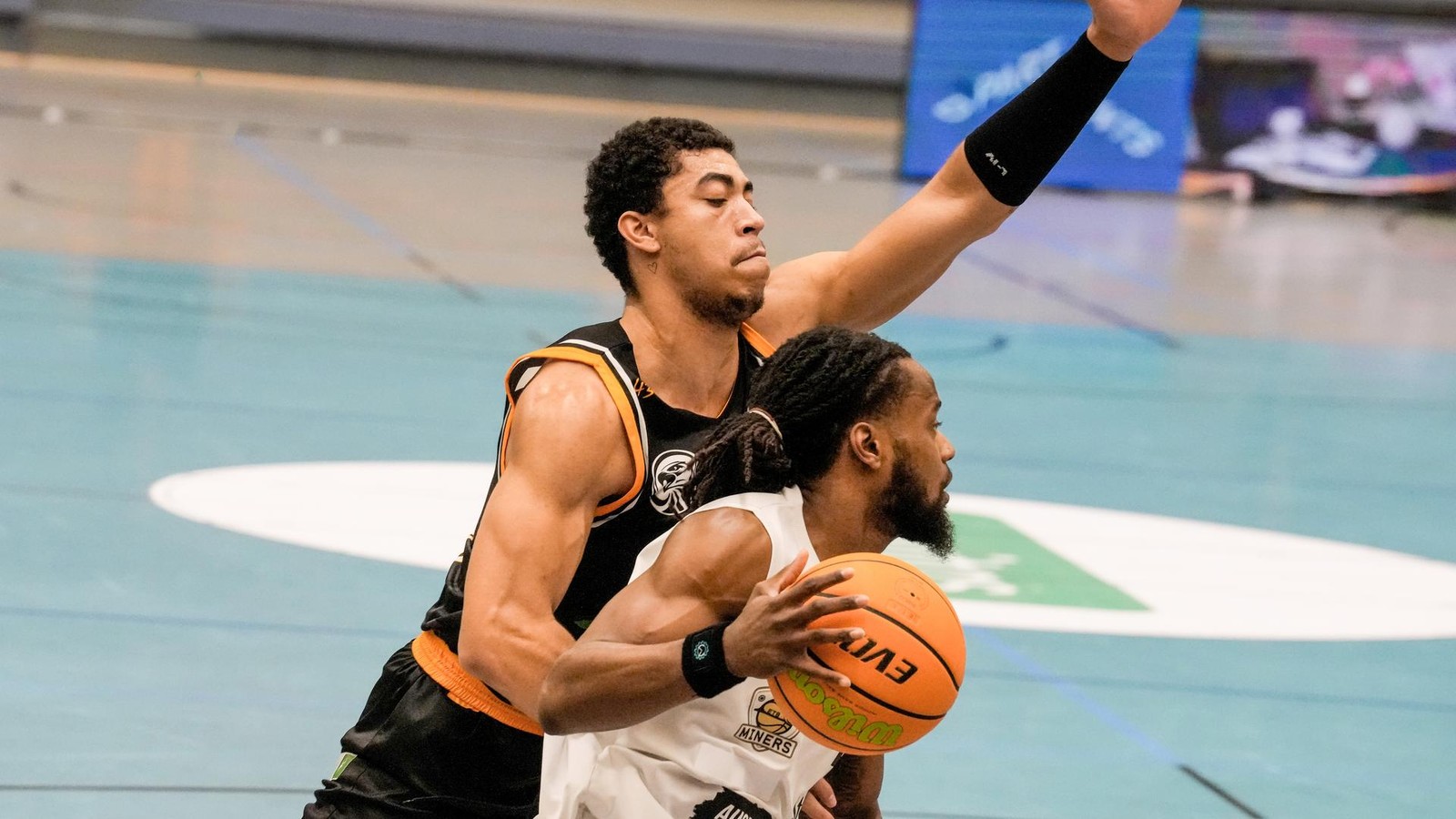 Alles-deutet-auf-Aufstieg-Essener-Basketballer-beenden-unglaubliche-Hinrunde