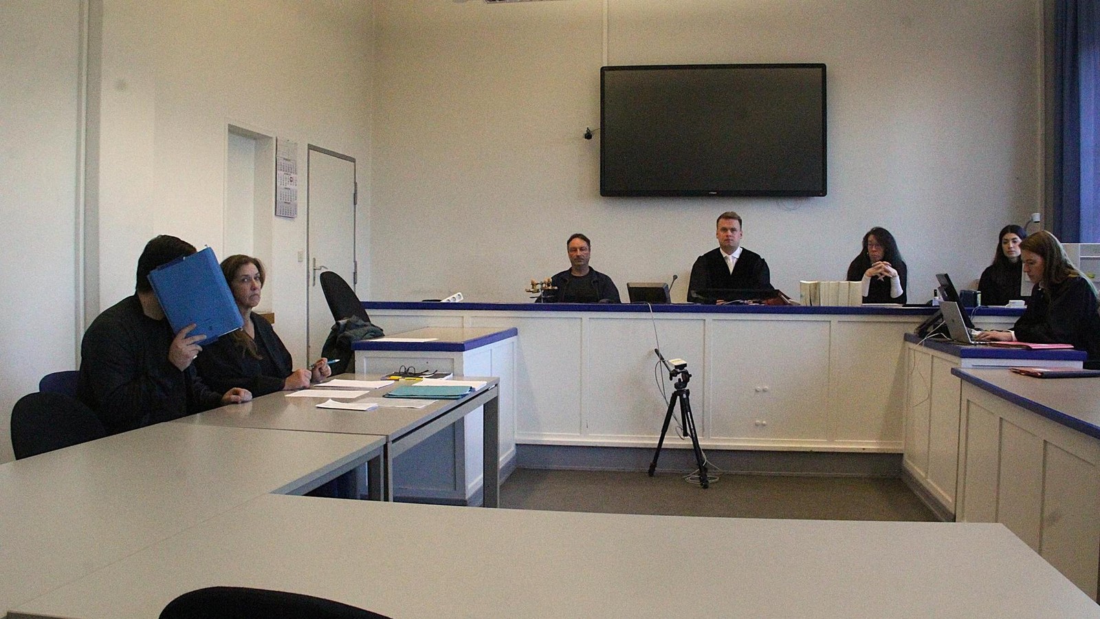 400-000-Euro-Spielschulden-Da-berfiel-er-ein-Pfandleihhaus