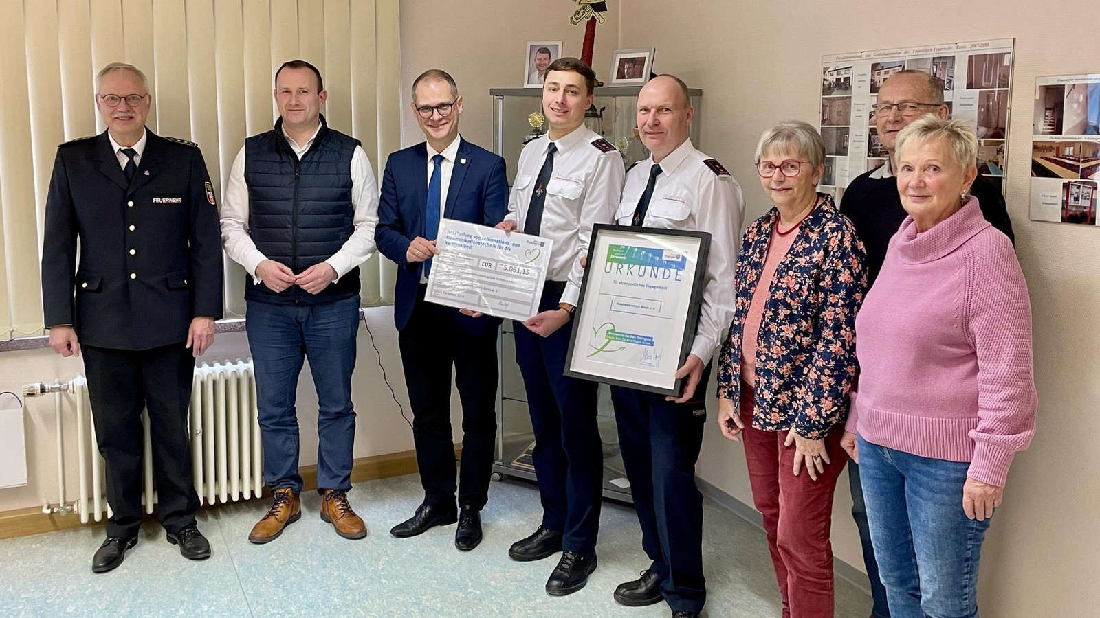 -Einsatzreichste-Jahr-seit-Langem-Feuerwehrverein-im-Saale-Orla-Kreis-erh-lt-besonderes-Weihnachtsgeschenk