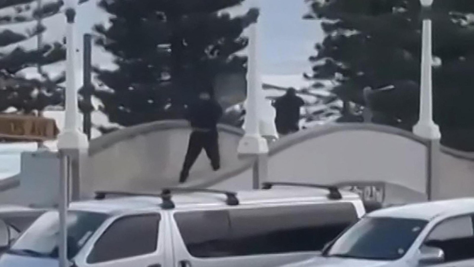 Sydney-Attent-ter-erhielten-milit-rische-Ausbildung-auf-den-Philippinen