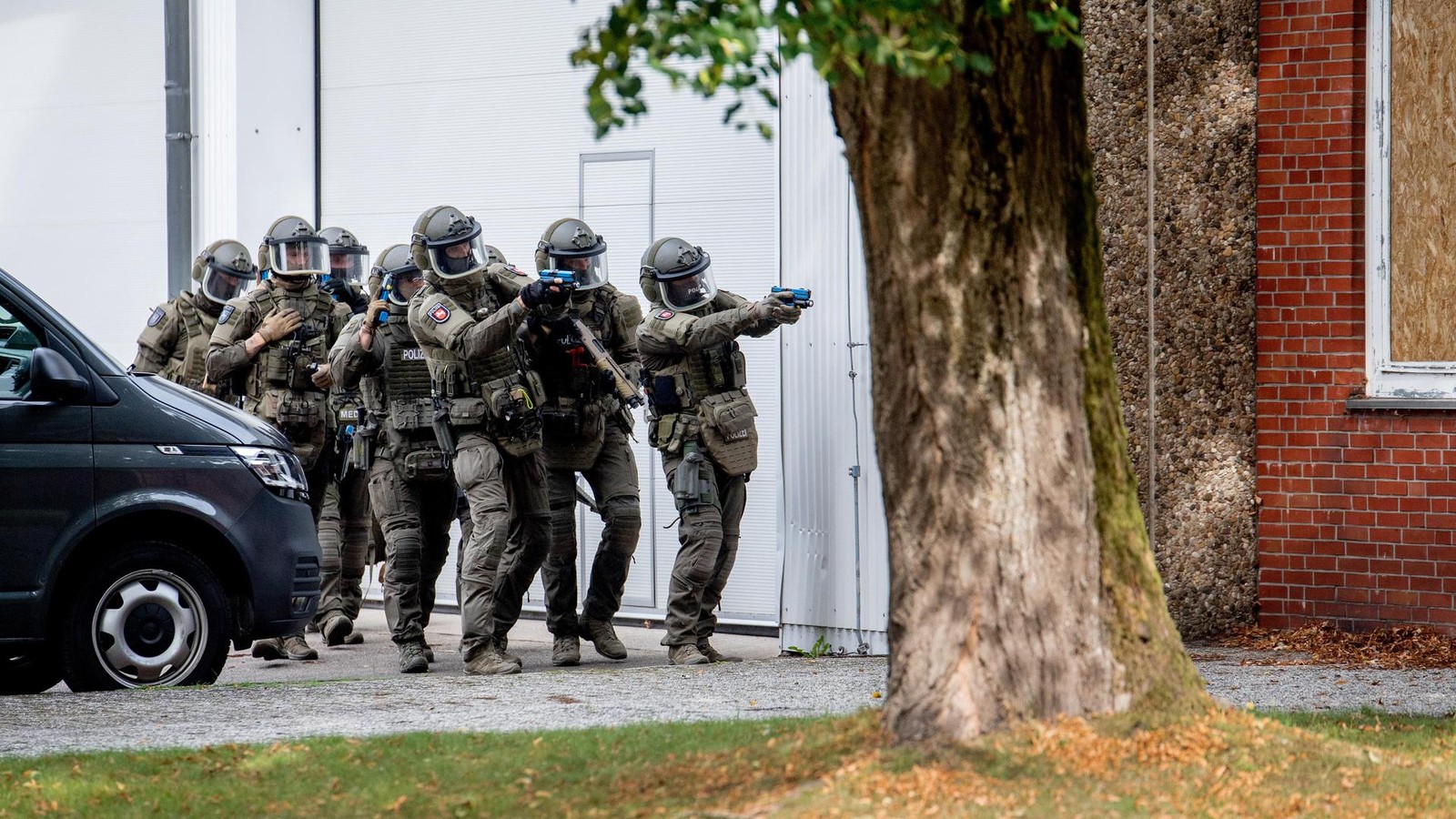 SEK-Einsatz-in-Hattorf-Verd-chtiger-aus-Duderstadt-auch-im-Harz-gesucht