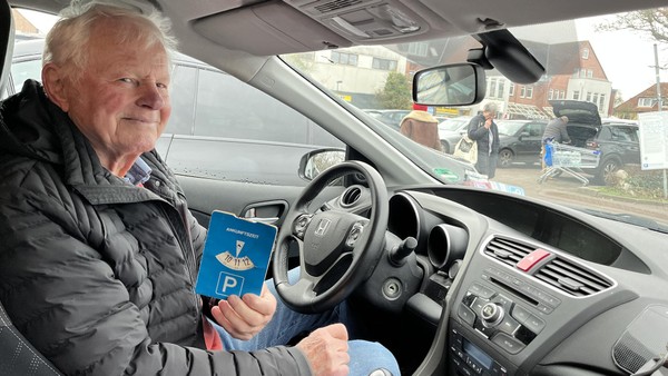 Poppenbüttel: „Gerade Parken“ missachtet – Senior soll hohe Strafe zahlen