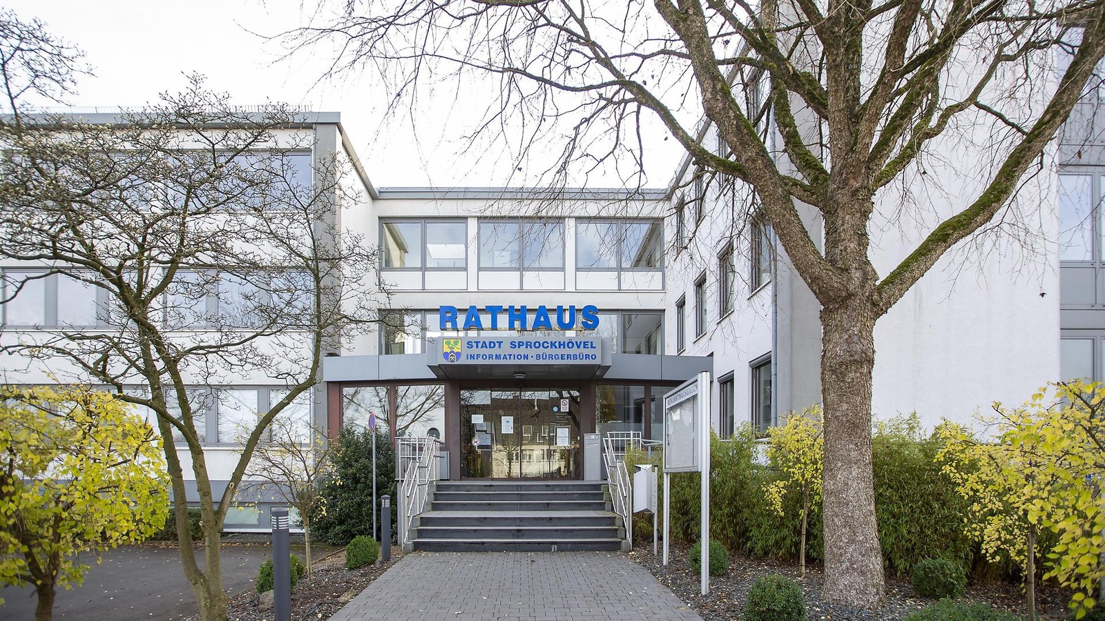 Zwischen-den-Jahren-Stadtverwaltung-dicht-Angebote-f-r-Autofahrer