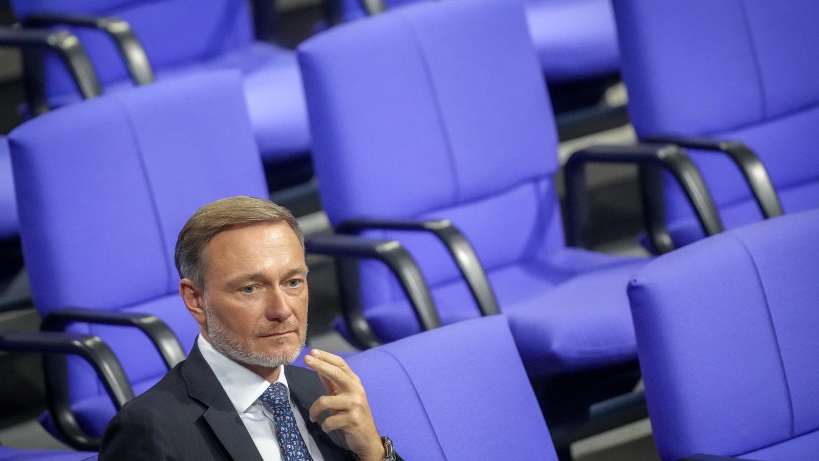 Finanzministerium-gibt-35-Millionen-Euro-f-r-unbrauchbare-Smartphones-aus