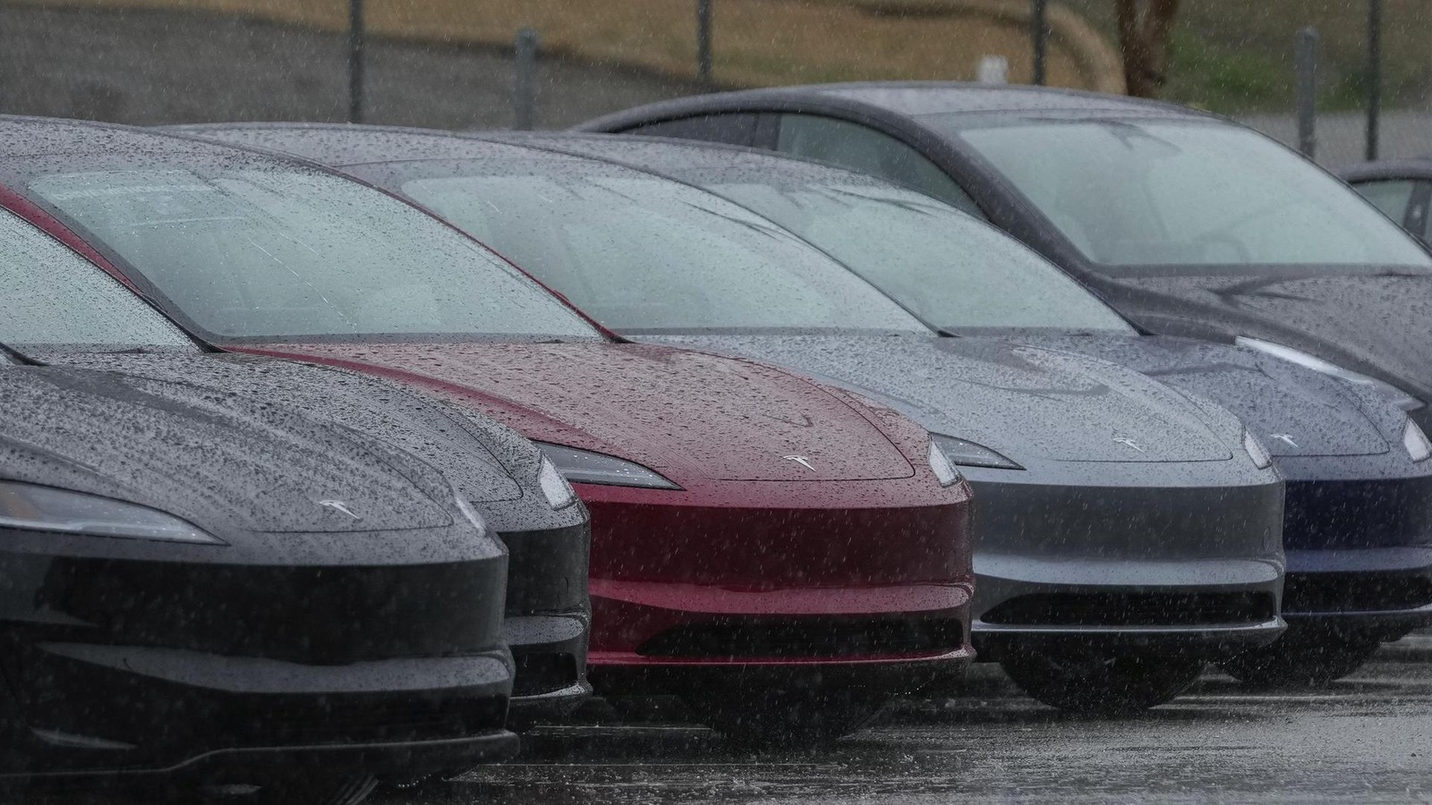 -rger-f-r-Elon-Musk-Tesla-droht-Verkaufsstopp-in-Kalifornien