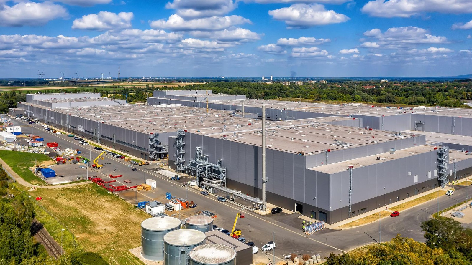 Meilenstein-f-r-Volkswagen-Gigafabrik-in-Salzgitter-in-Betrieb-genommen