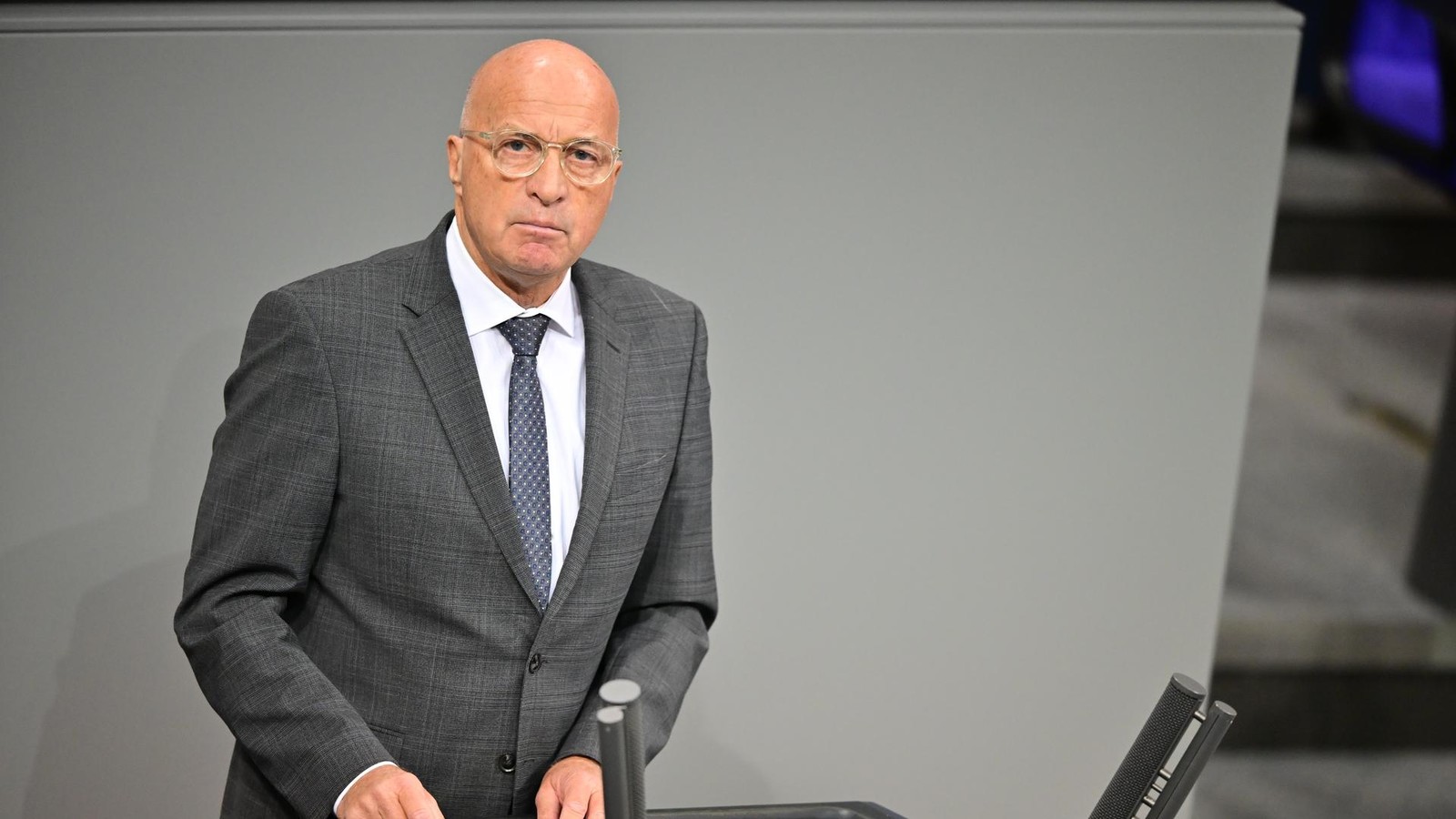 Streit-um-Wehrpflicht-AfD-will-Verfahren-gegen-H-cke-Kritiker-einleiten