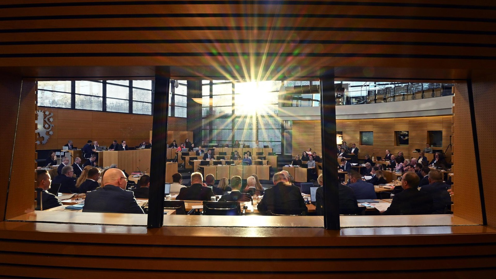 Wirtschaft-fordert-nach-Th-ringer-Haushaltsbeschluss-schnelle-Reformen-mit-Video-