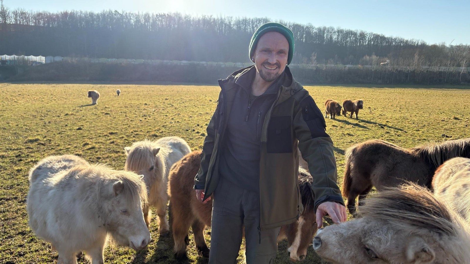 Geras-Ponyfl-sterer-Steffen-Horn-und-seine-Pony-M-dels