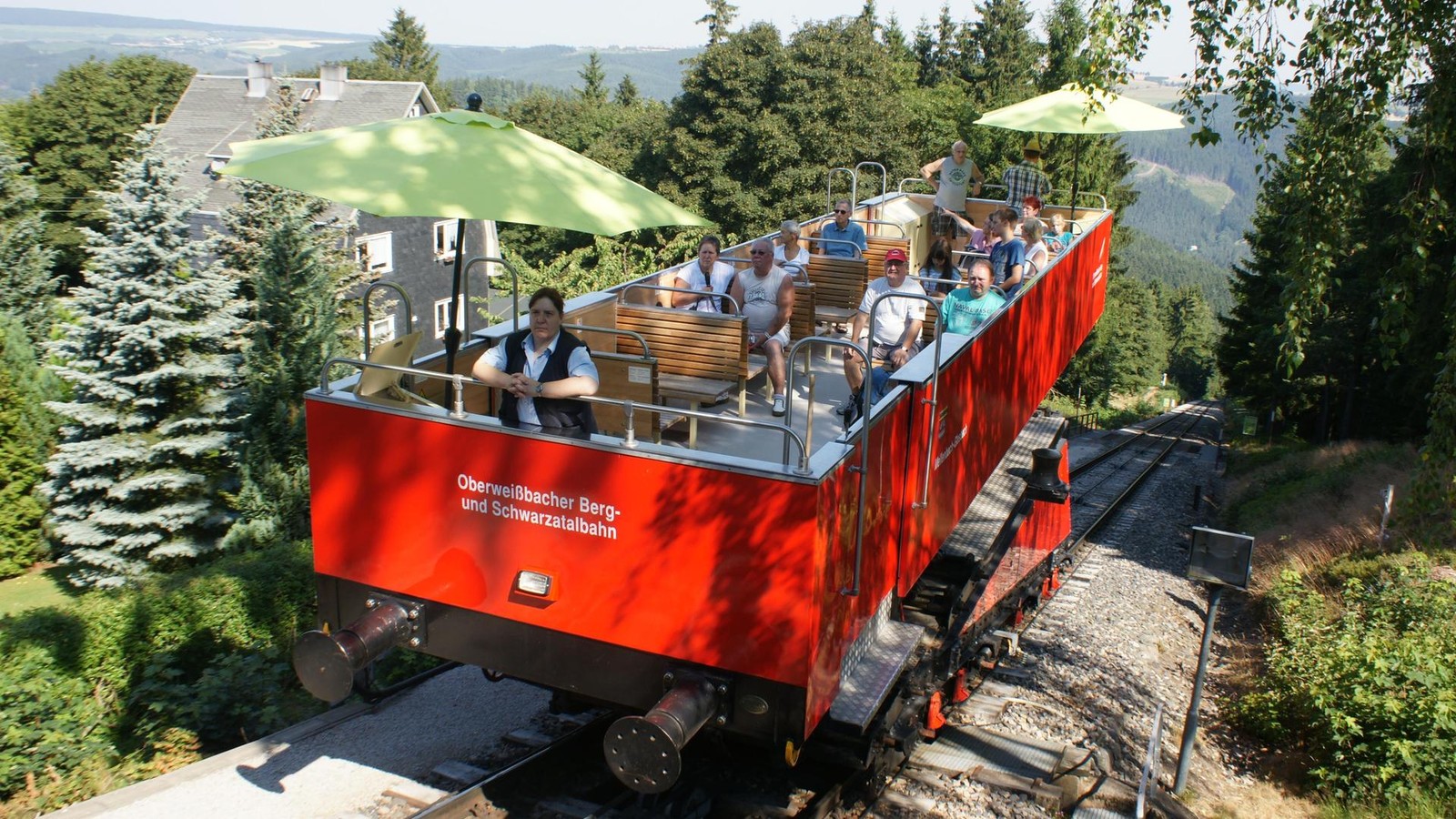 Hurra-wir-leben-noch-eine-Kolumne-aus-Saalfeld-Rudolstadt