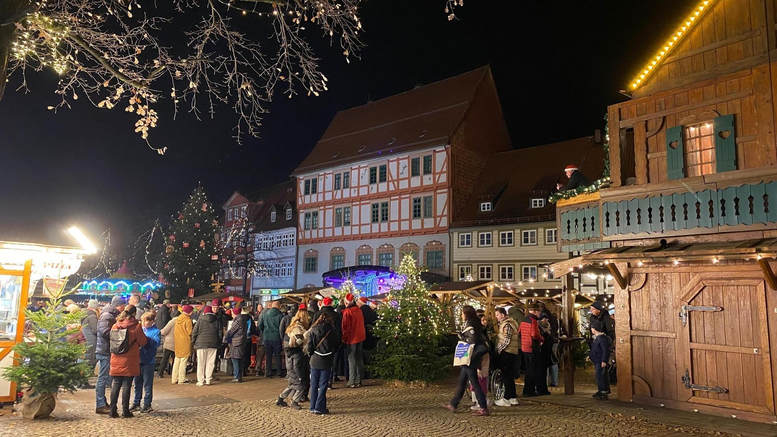 Stadtwette-Osterode-Sonntag-berichtet-der-Harz-Kurier-live-vom-Weihnachtsmarkt