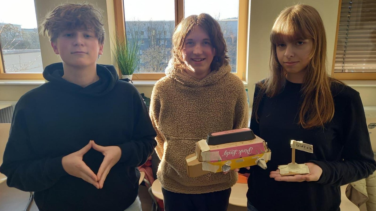 Abhol-Bus-und-beheizbare-Fahrradgriffe-Bestenfalls-made-in-Gera