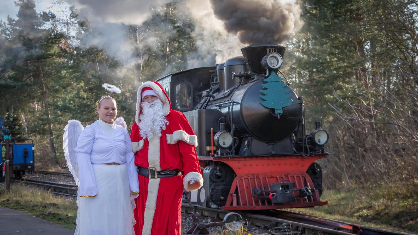 Weihnachten-bei-der-Parkeisenbahn-Wuhlheide-Sonderfahrt-mit-Dampflok