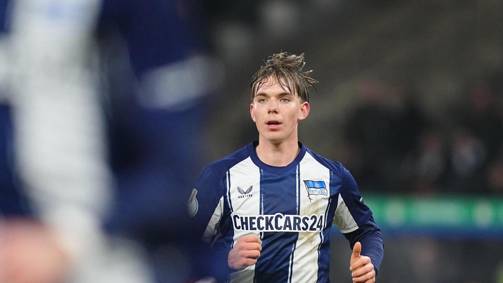 Herthas-Top-Talent-Kennet-Eichhorn-schon-im-Sommer-zu-Bayern-Kroos-r-t-davon-ab