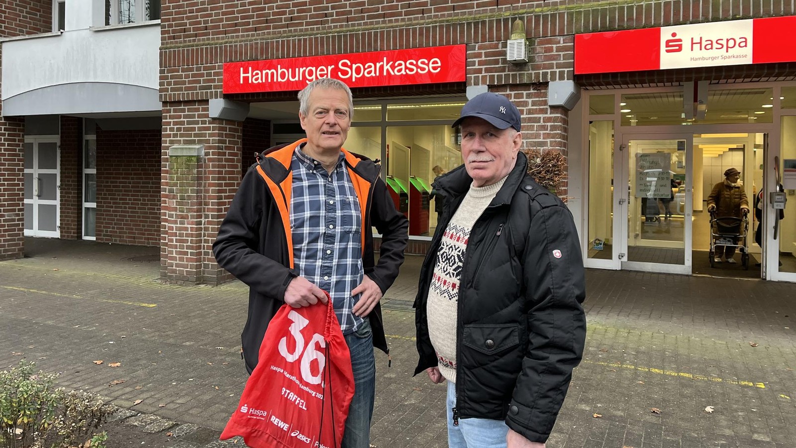 Haspa-Schlie-fach-Coup-Gesch-digter-lebt-von-200-Euro-monatlich