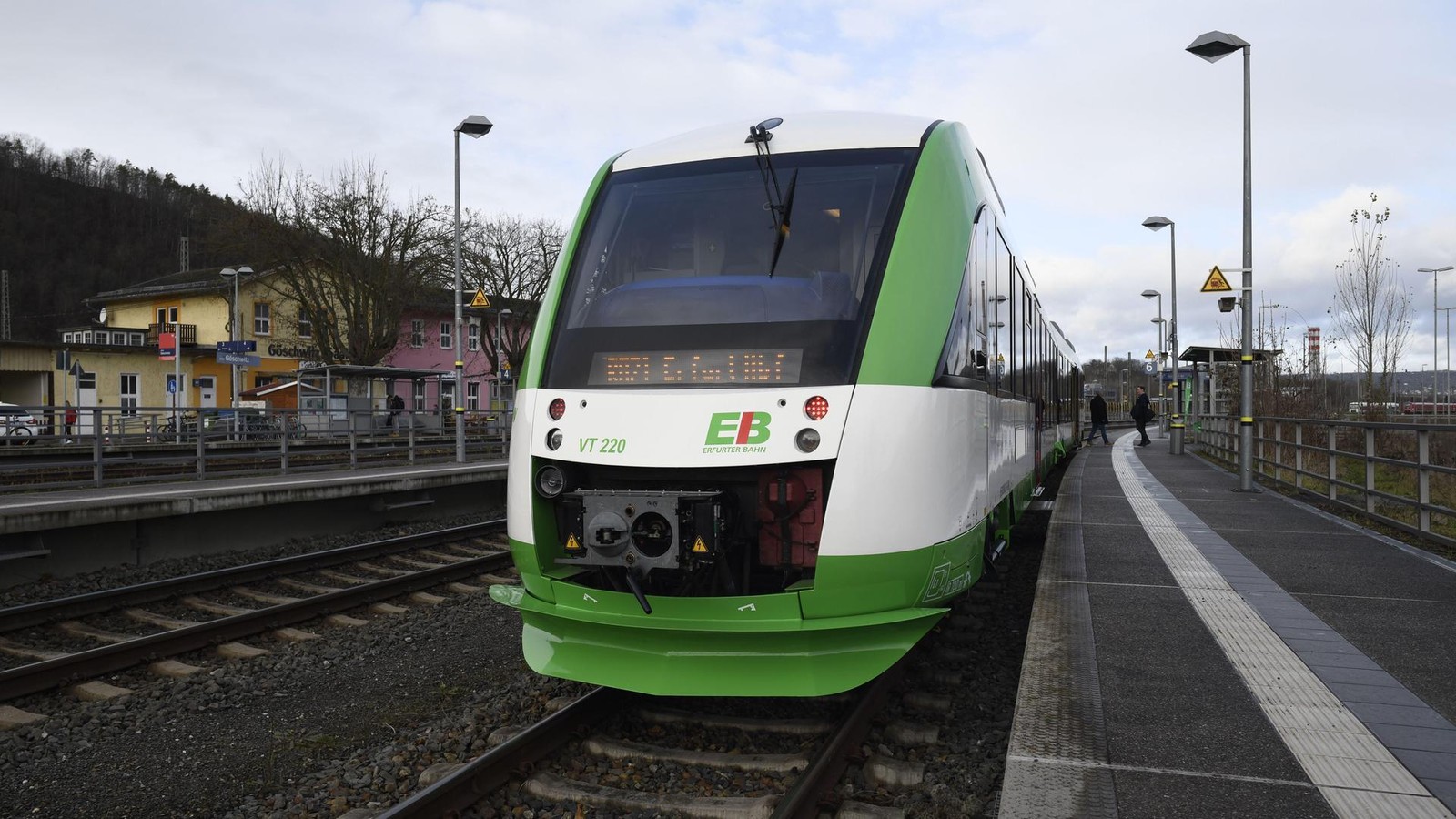 Hiobsbotschaft-aus-Berlin-Elektrifizierung-auf-Mitte-Deutschland-Schiene-verz-gert-sich