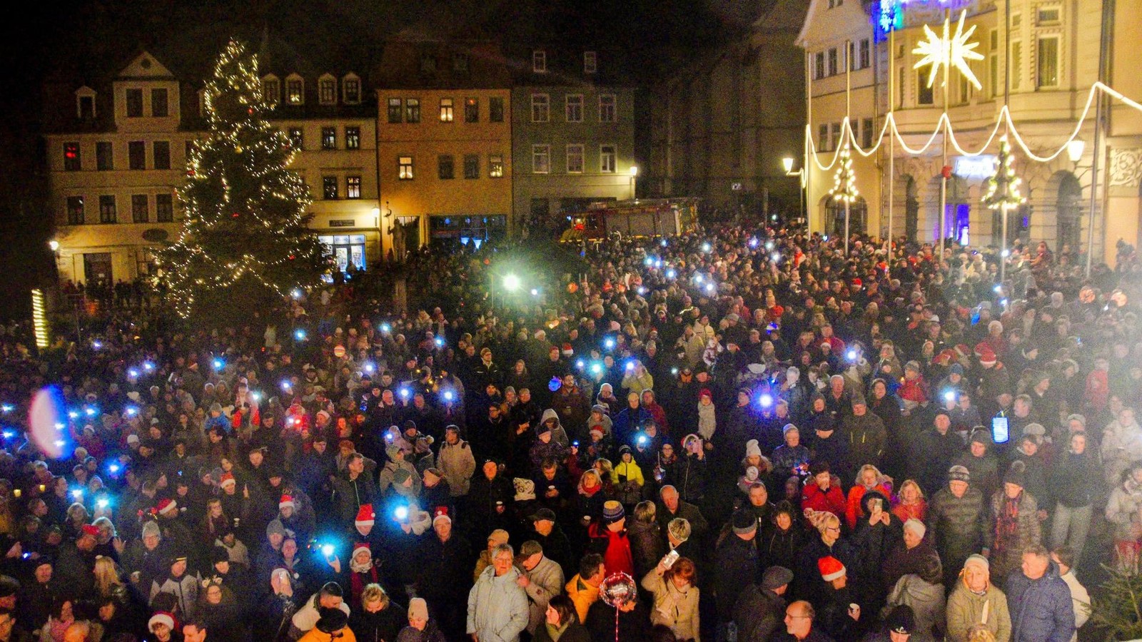 Einmalige-Tradition-im-Saale-Orla-Kreis-Einheimische-Heimaturlauber-und-G-ste-sind-willkommen
