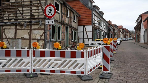 Ausgebranntes Fachwerkhaus in Wolfsburg: Polizei-Ermittlungen laufen doch noch