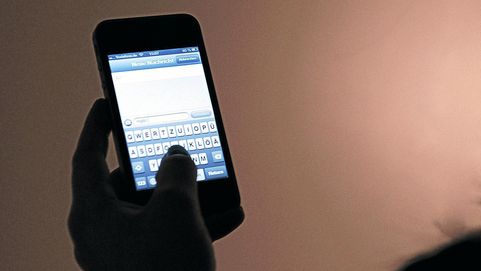 Ein-13-j-hriges-M-dchen-im-Saale-Orla-Kreis-wird-Opfer-von-zwei-Br-dern