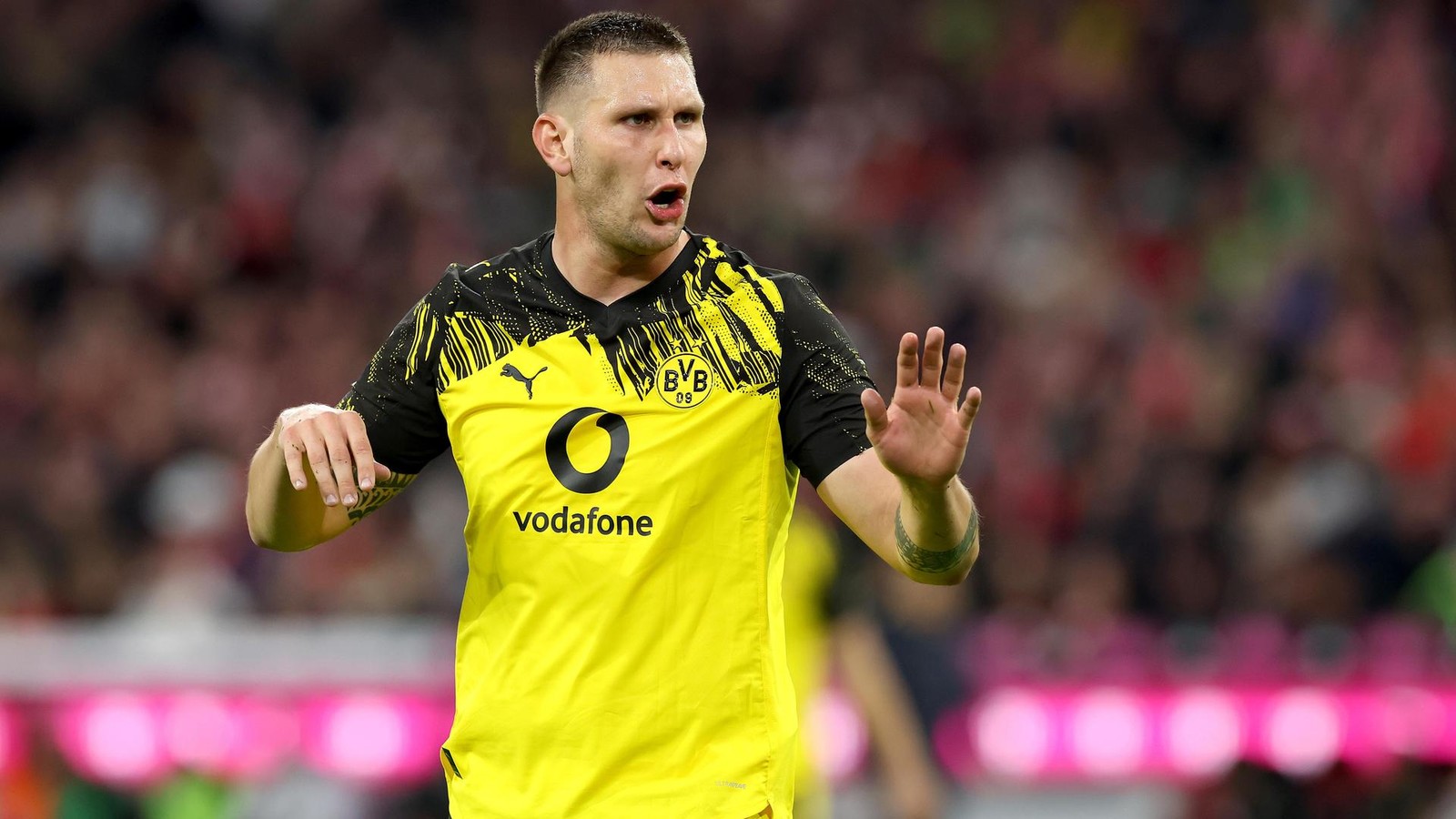 bvb-ticker-topklub-will-s-le-angeblich-kommt-ein-neuer-innenverteidiger