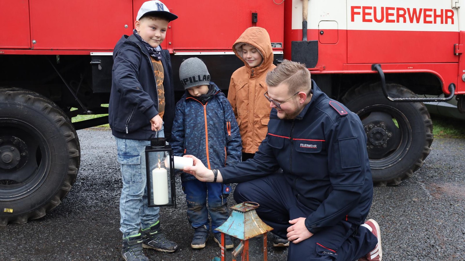 viele-funken-mut-und-lichter-f-r-den-frieden-reisen-in-den-kreis-nordhausen