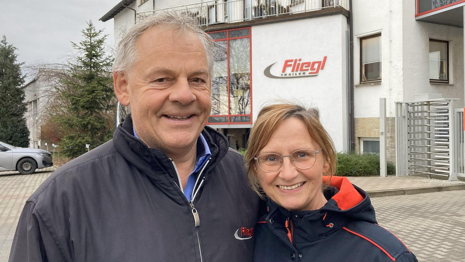 Wirtschaft-in-Th-ringen-Hinter-Unternehmenst-ren-Neues-Werk-f-r-Fahrzeugbau-Goldsparplan-f-rs-Enkelkind-Das-sind-die-Geschichten